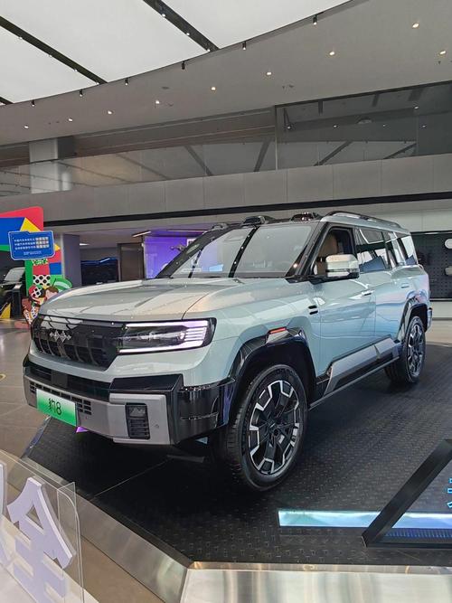 佛山12比亚迪方程豹硬派越野的爆款，英菲尼迪35周年与你共成长